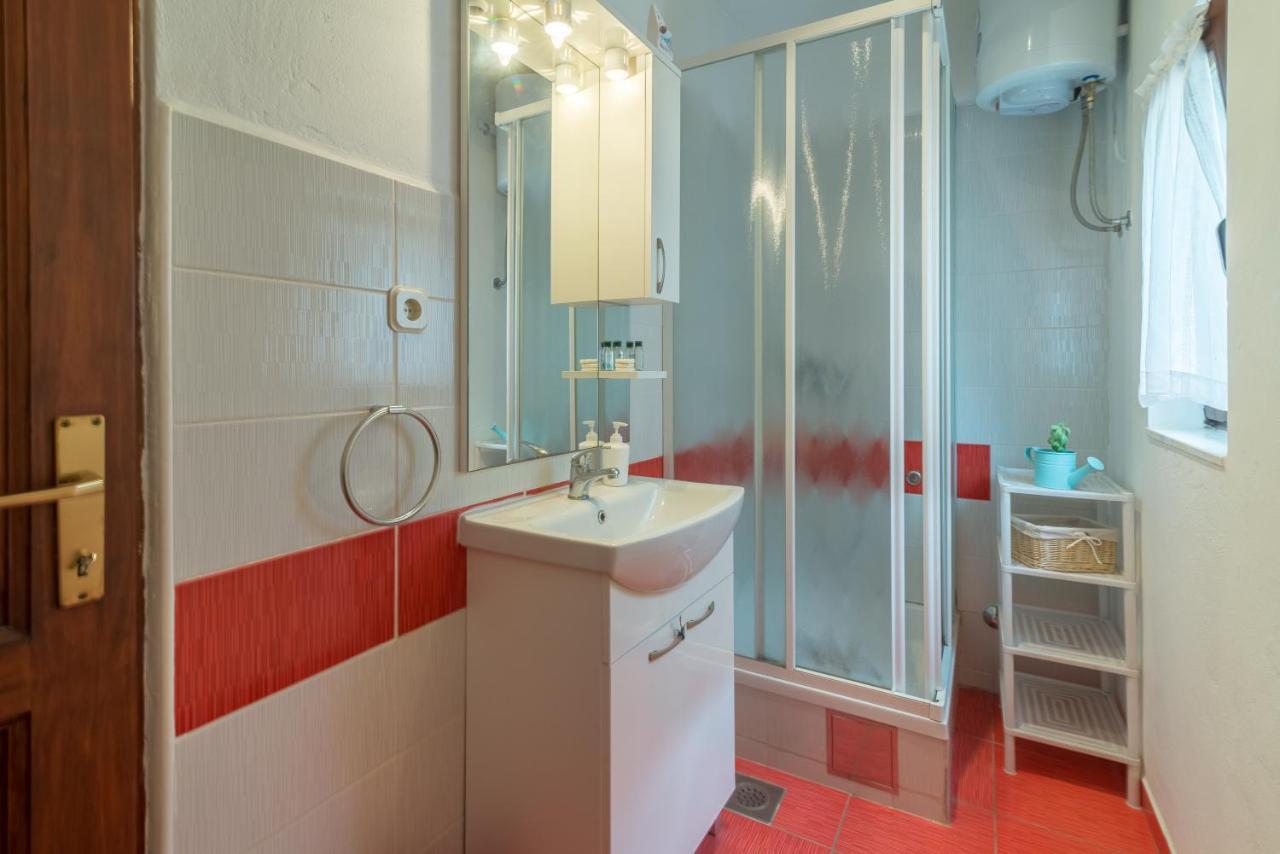 Apartments Bepina Biograd Na Moru Exterior photo