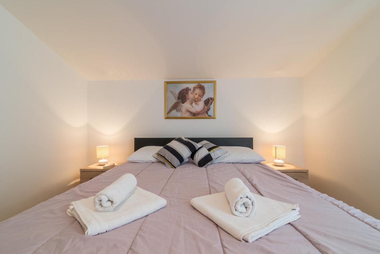 Apartments Bepina Biograd Na Moru Exterior photo